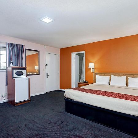 Regency Inn Fayetteville Extérieur photo
