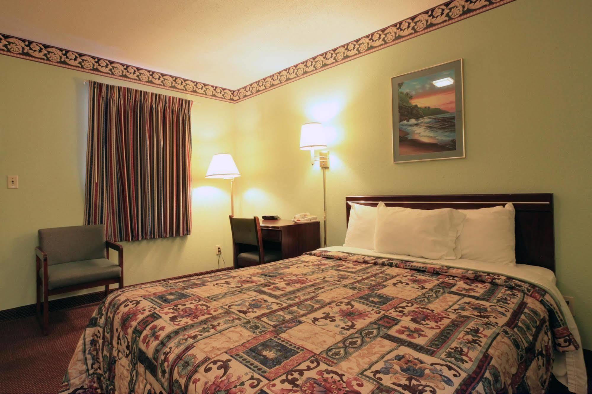 Regency Inn Fayetteville Chambre photo